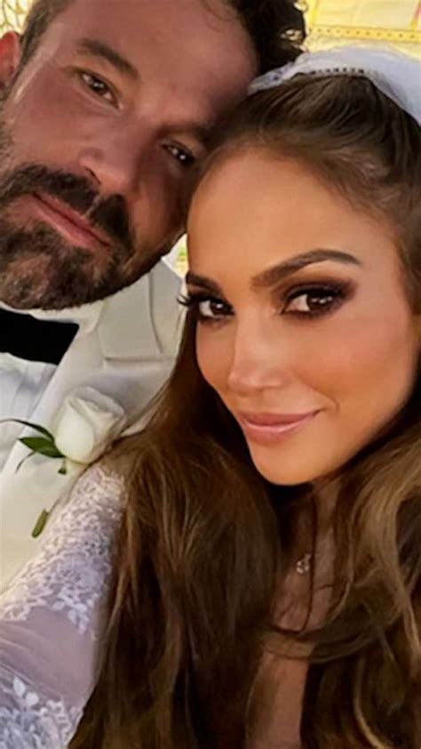'Mrs. Jennifer Lynn Affleck': Jennifer Lopez announces .